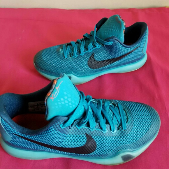 nike kobe 10 womens blue